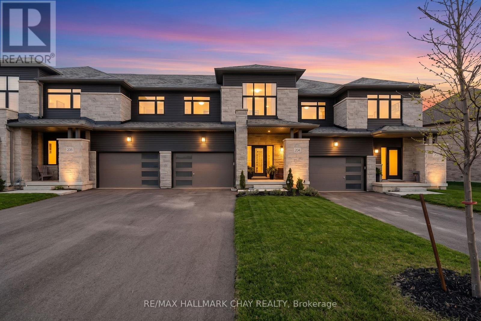 Townhouse at 204 ROSANNE CIRCLE, Wasaga Beach