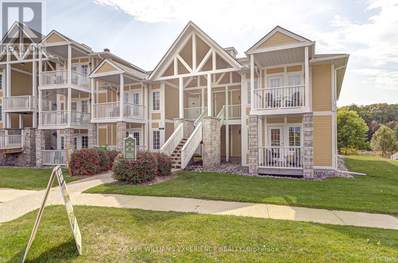 Apartment at #2284 - 90 HIGHLAND DRIVE, Oro-Medonte (Horseshoe Valley)