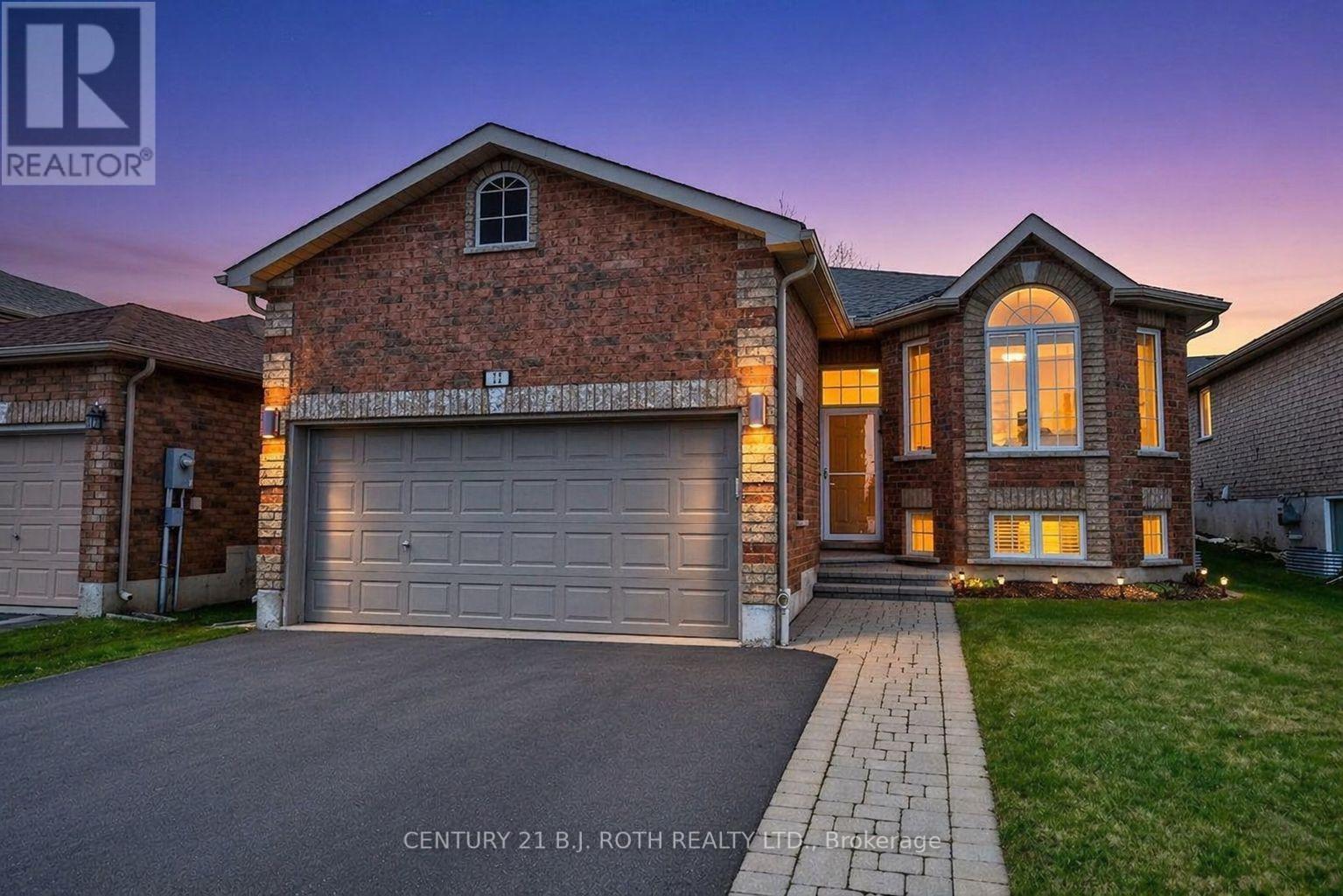 Detached at 12 WHITE CRESCENT, Barrie (Holly)