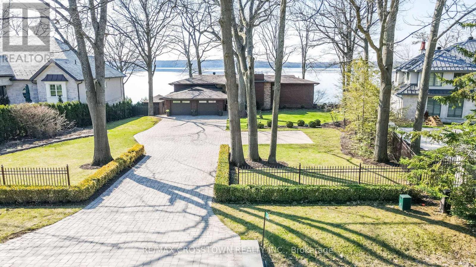 Detached at 13 GEORGINA DRIVE, Oro-Medonte