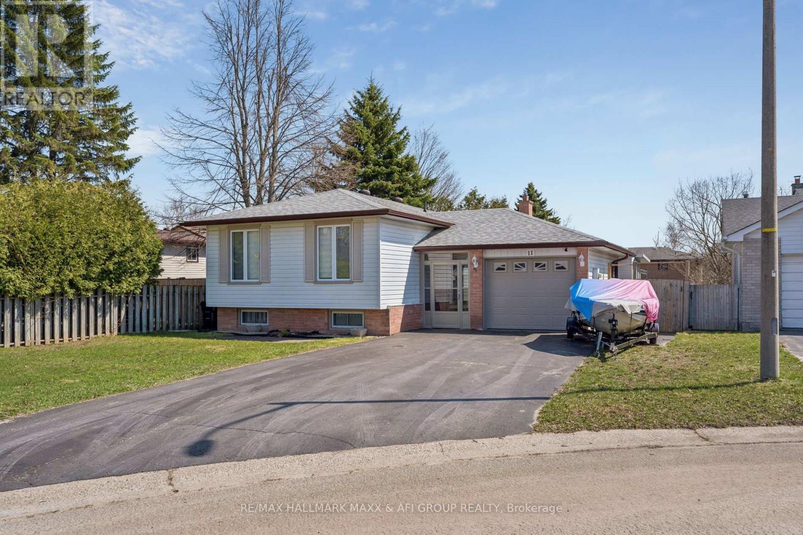 Detached at 11 CHARLOTTE COURT, Barrie (Letitia Heights)