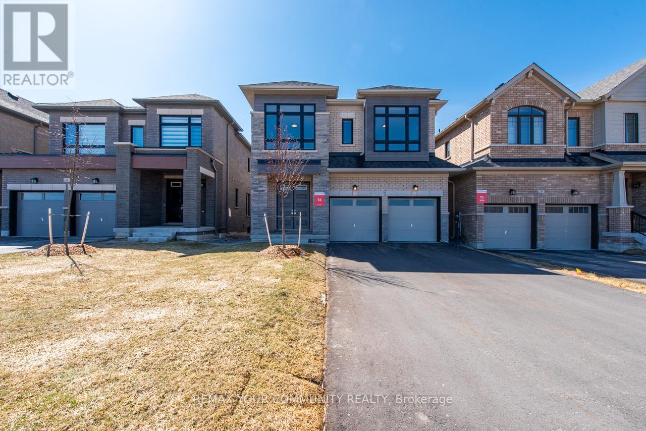 Detached at 12 WILD GINGER LANE, Springwater (Midhurst)