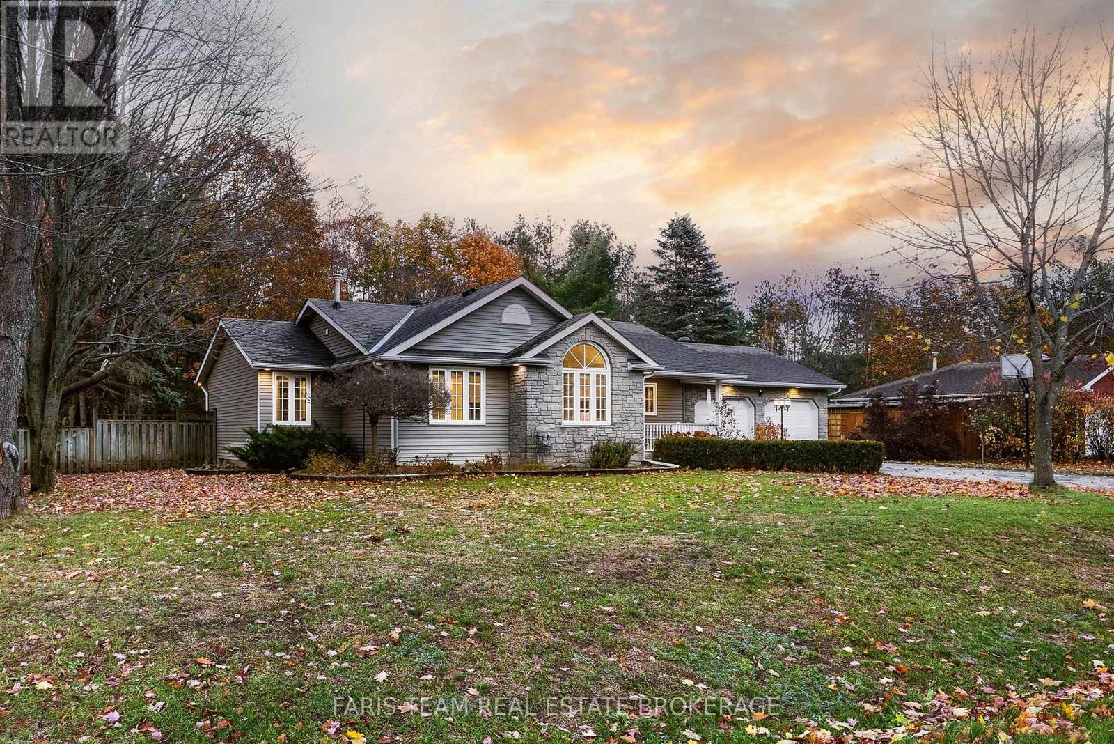 Detached at 21 MARYJANE ROAD, Tiny (Wyevale)