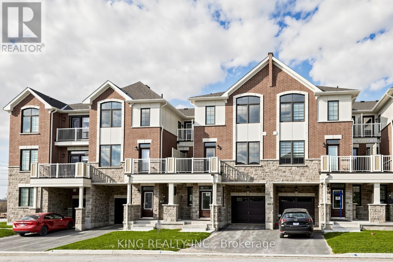 Townhouse at 106 YORKSHIRE STREET, Barrie