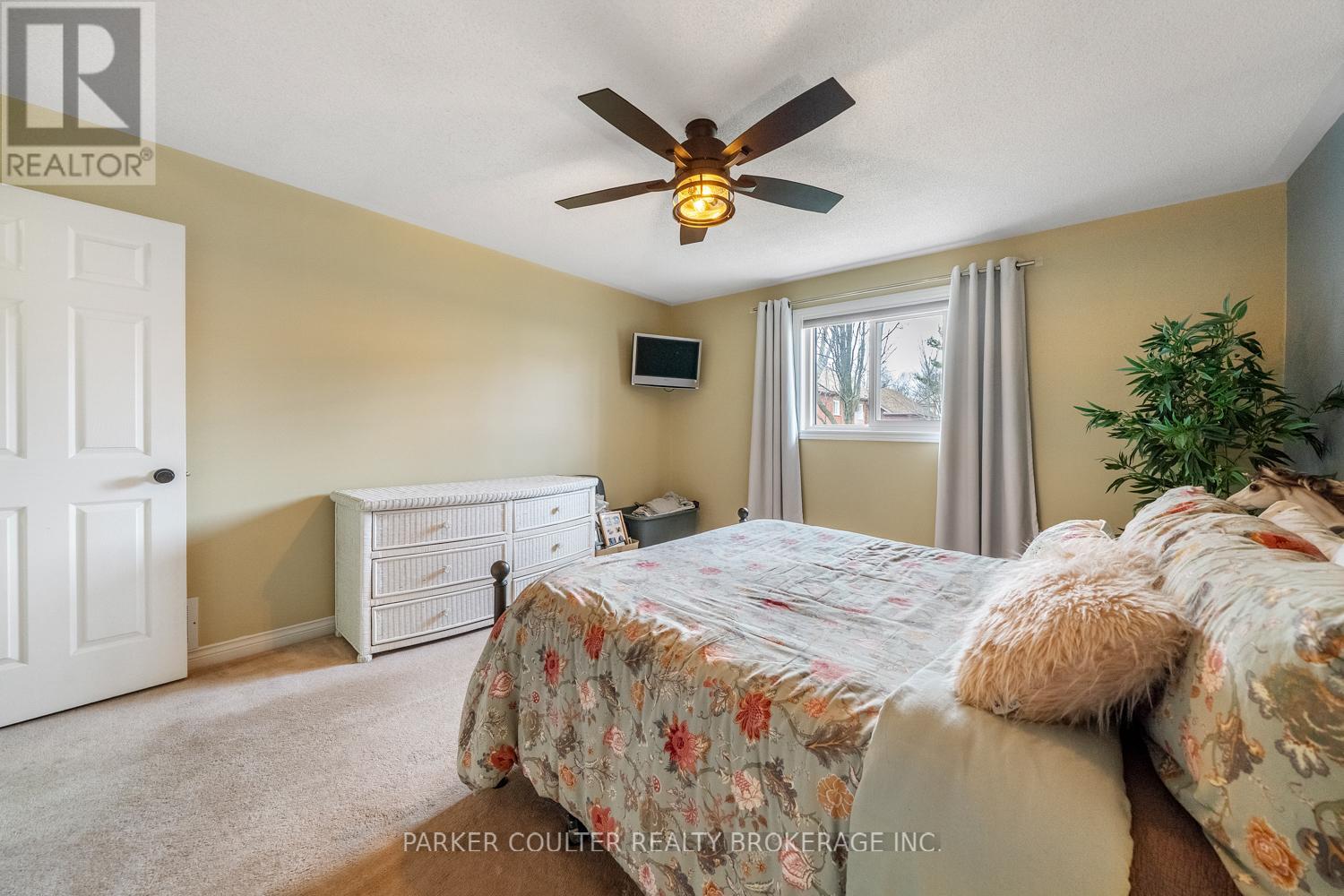Detached at 216 MAPLETON AVENUE, Barrie