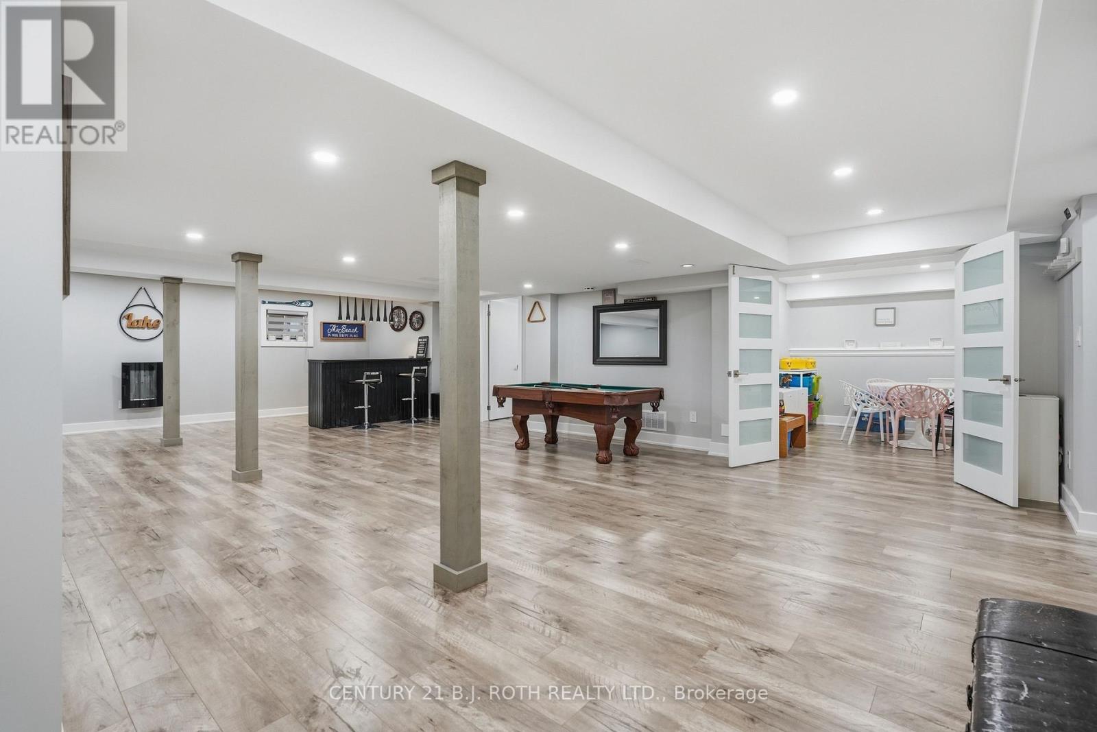 Detached at 64 ROYAL BEECH DRIVE, Wasaga Beach