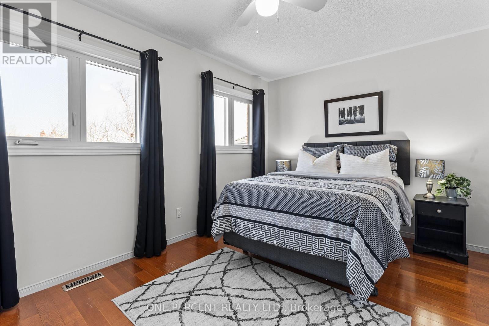 Detached at 1 DIXON COURT, Barrie