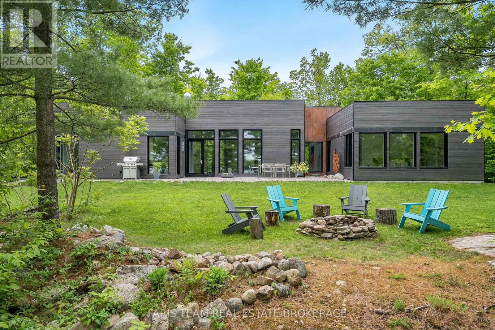 Detached at 3870 DARLING ISLAND ROAD, Severn (Port Severn)