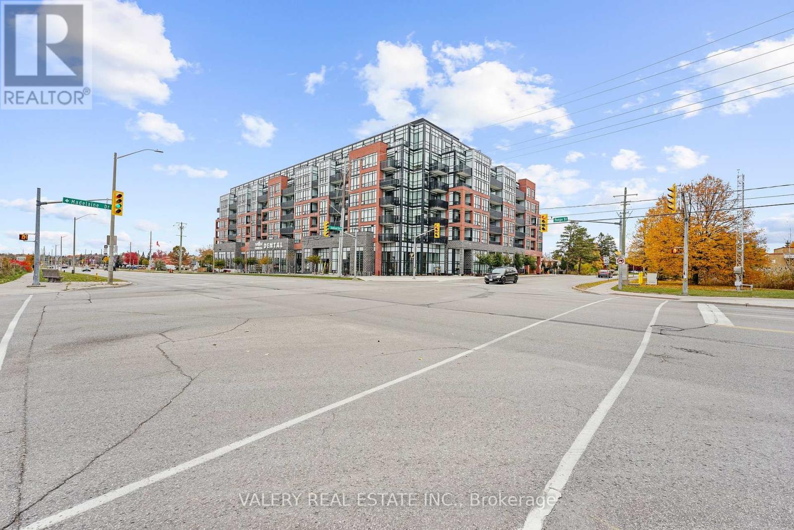 Apartment at 227 - 681 YONGE STREET, Barrie (Painswick South)