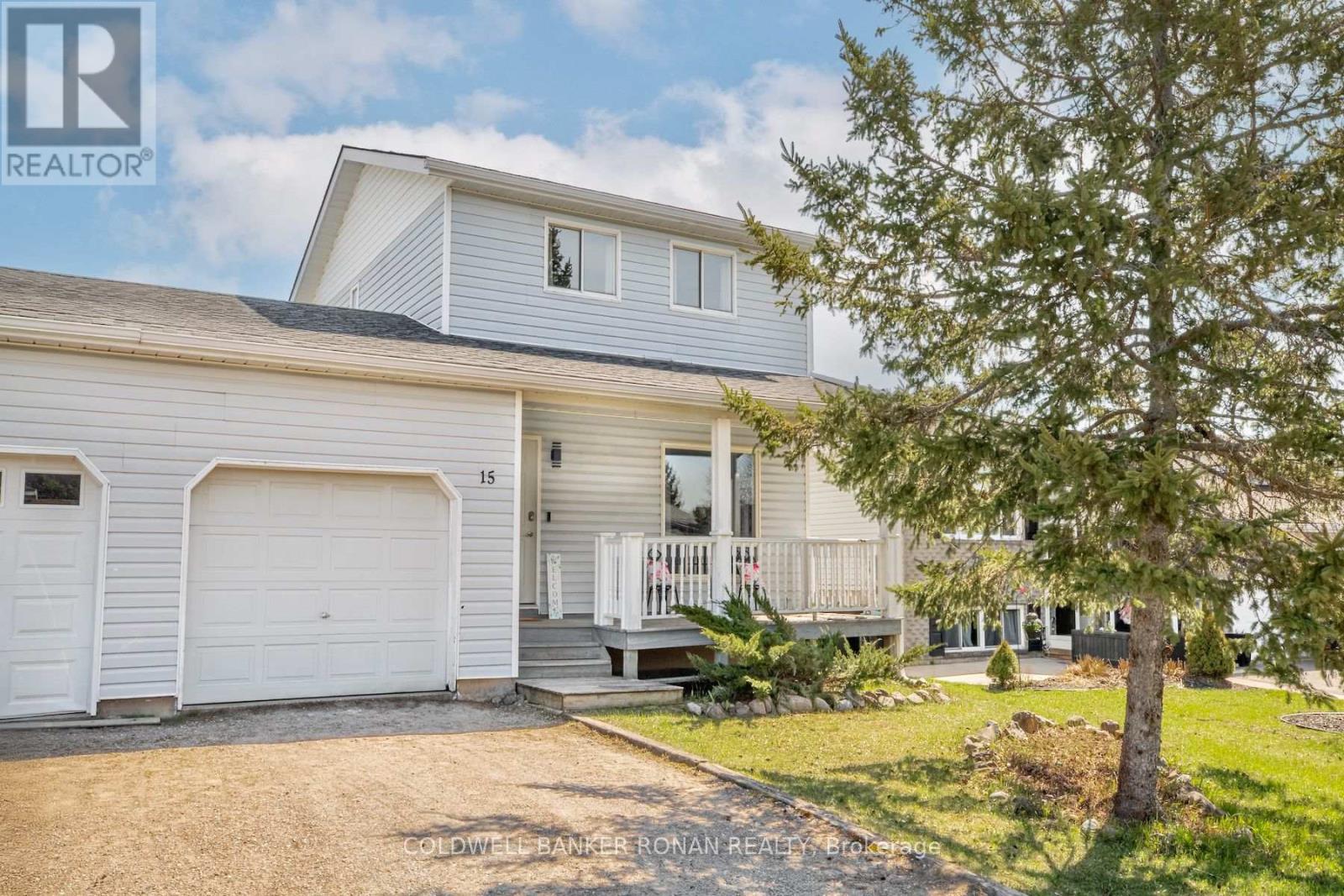 Semi-Detached/Link at 15 JENNINGS DRIVE, Penetanguishene