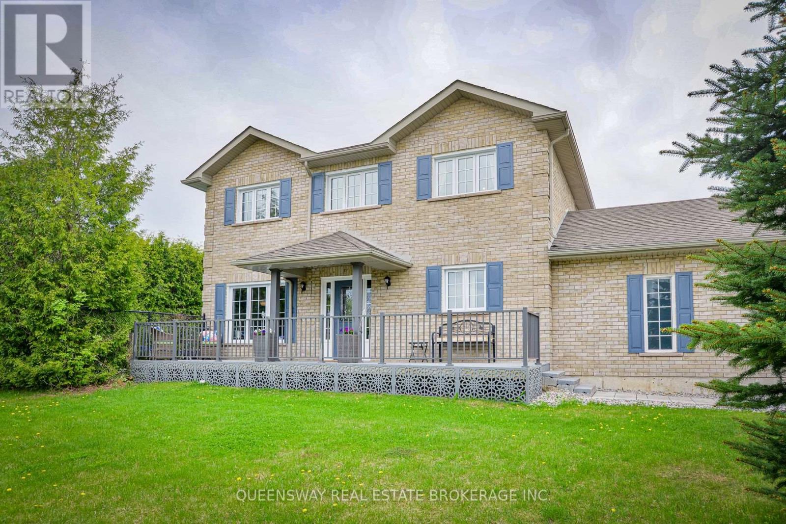 Detached at 10 LEWIS DRIVE, Orillia