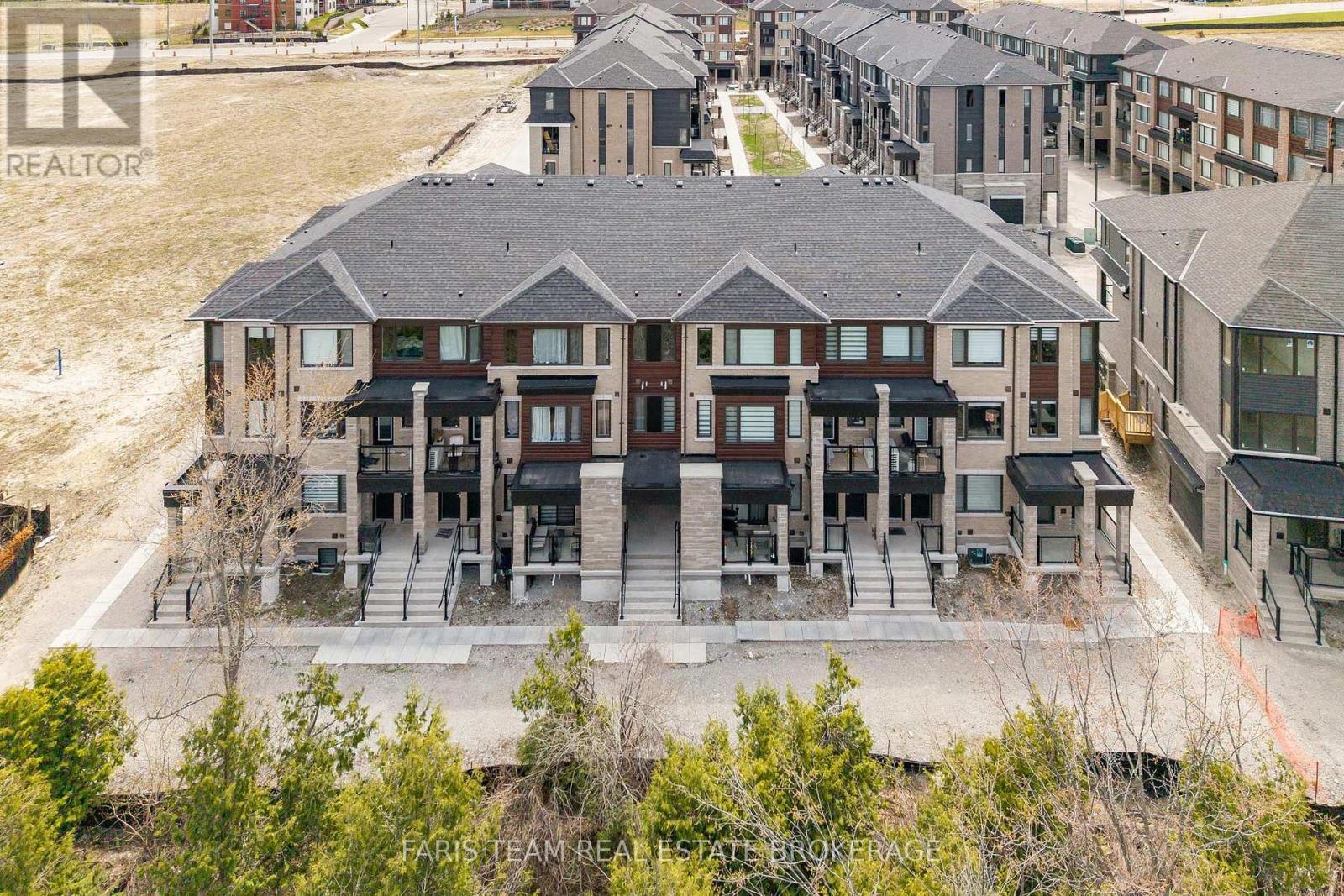 Townhouse at 39 APPLETREE LANE, Barrie (Innis-Shore)
