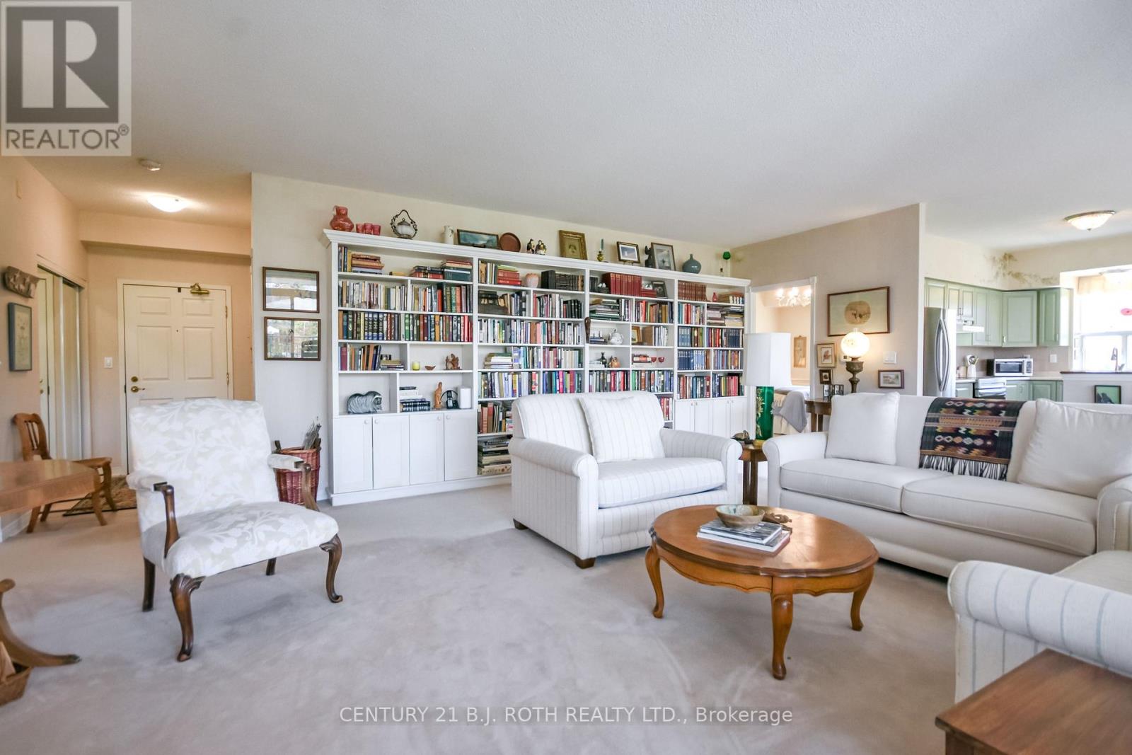 Apartment at 210 - 20 MUSEUM DRIVE, Orillia