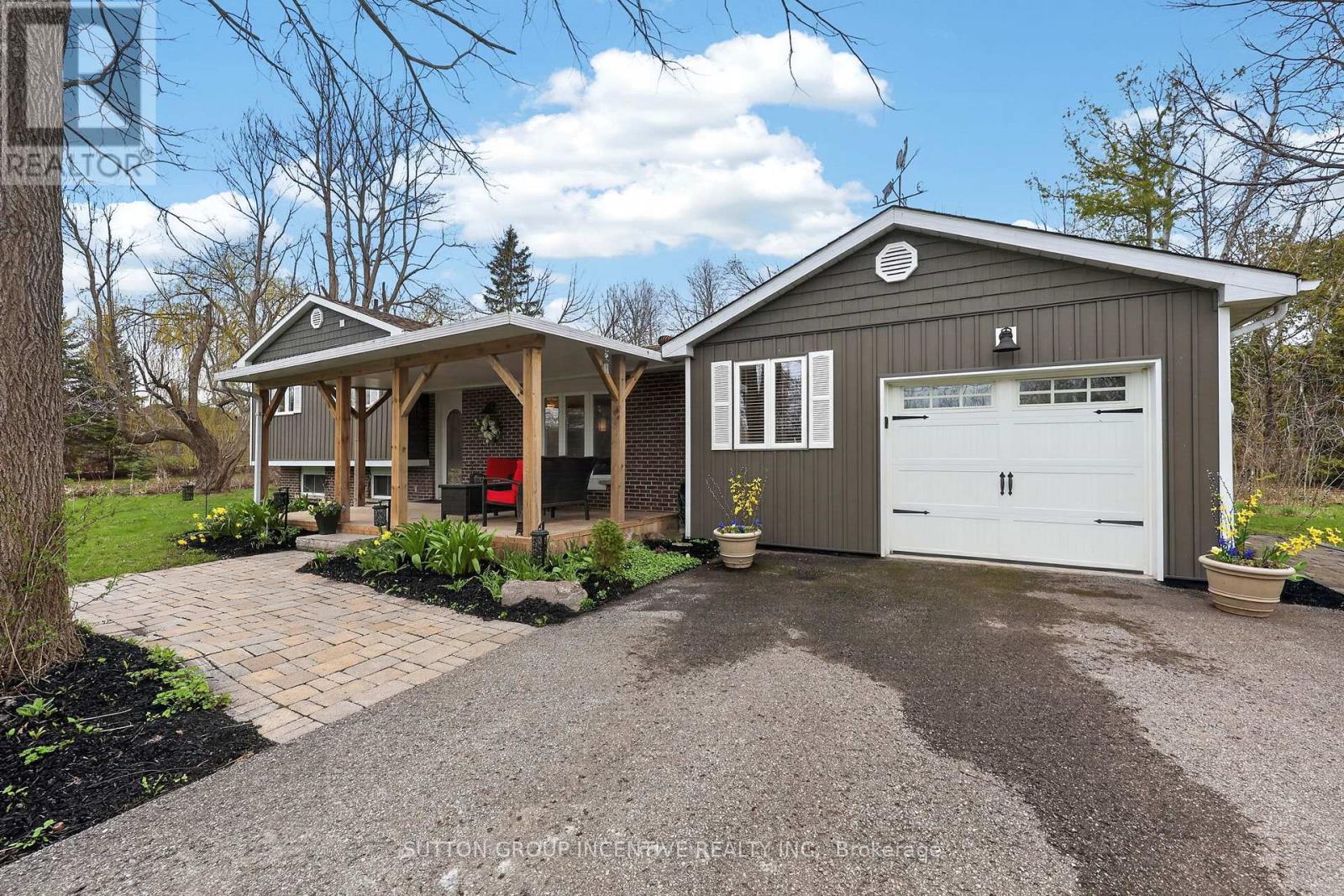 Detached at 10 SPRINGHOME ROAD, Oro-Medonte