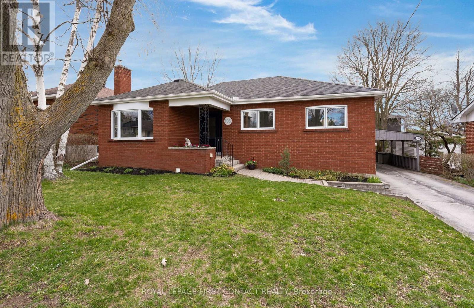 Detached at 103 RODNEY STREET, Barrie (Codrington)