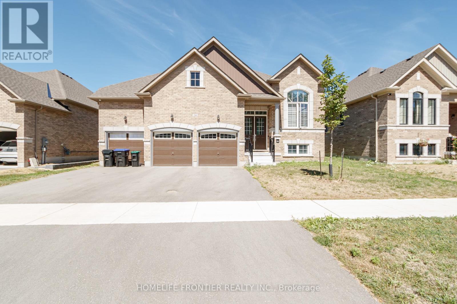 Detached at 244 RAMBLEWOOD DRIVE, Wasaga Beach