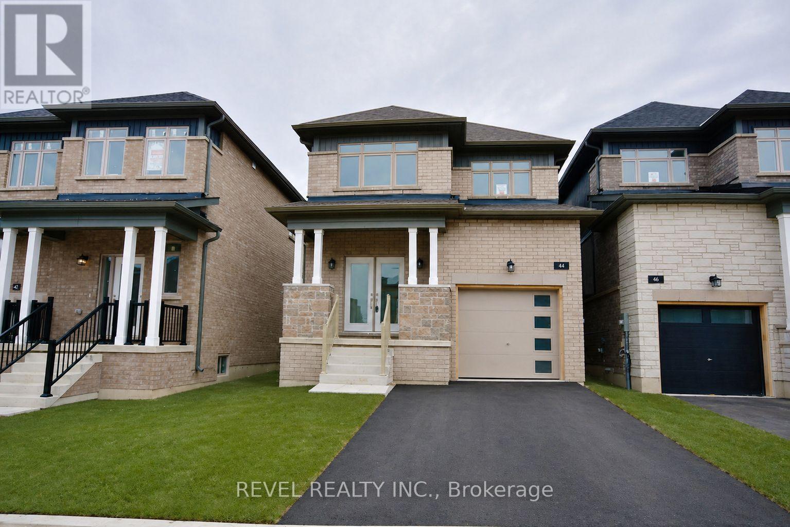 Detached at 44 BARNYARD TRAIL, Barrie