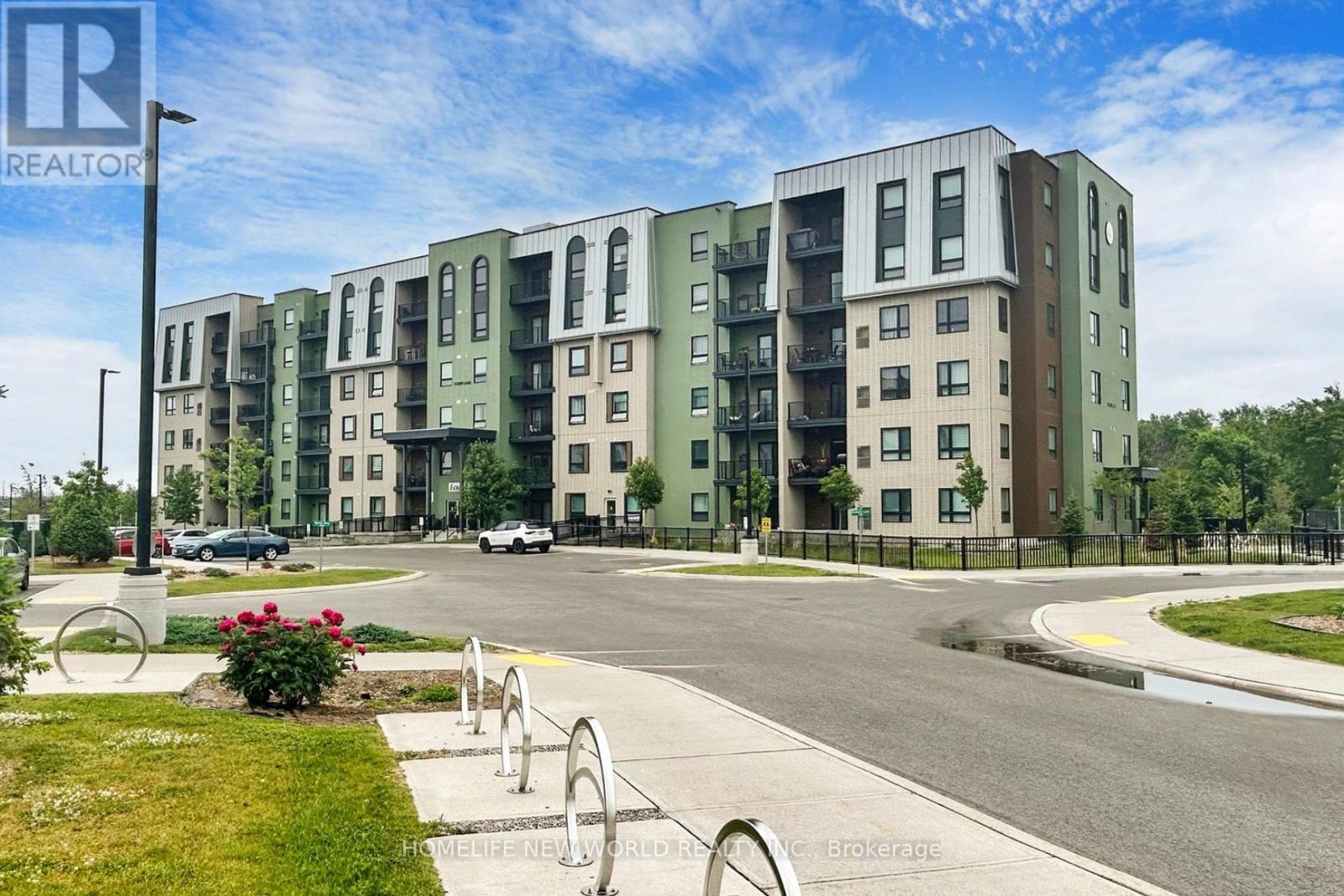 Apartment at 603 - 5 CHEF LANE, Barrie