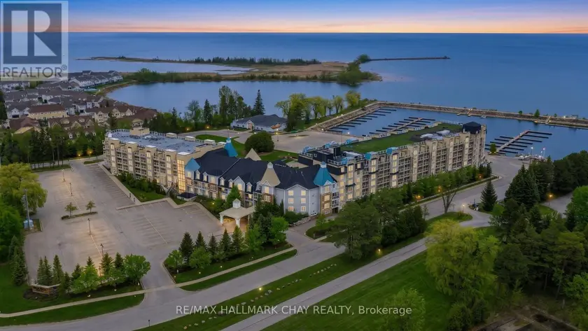 Apartment at 6411/6413 - 9 HARBOUR STREET E, Collingwood