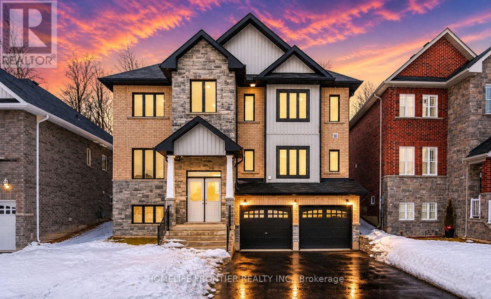 Detached at 3088 MONARCH DRIVE, Orillia