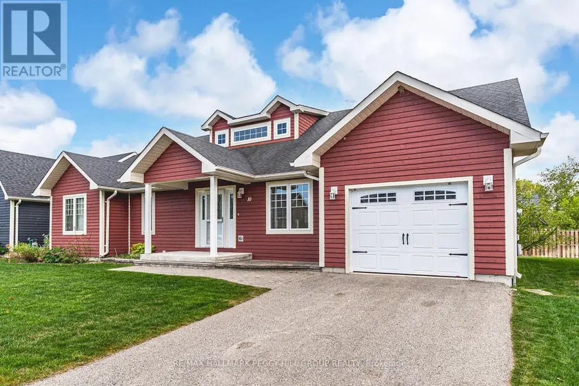 Detached at 10 GREW CRESCENT, Penetanguishene