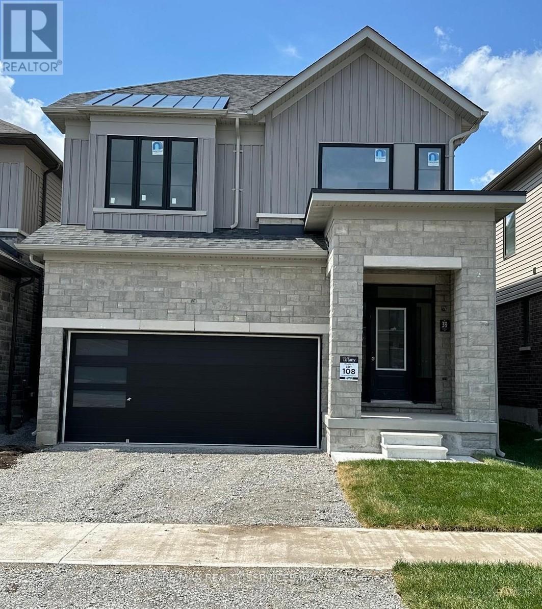 Detached at 39 PRUDHOE TERRACE, Barrie