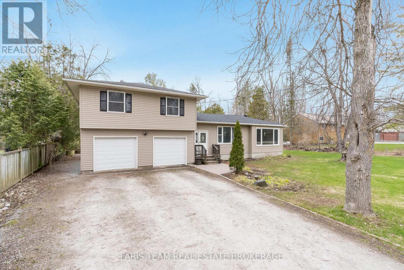 Detached at 3554 PETER STREET, Ramara