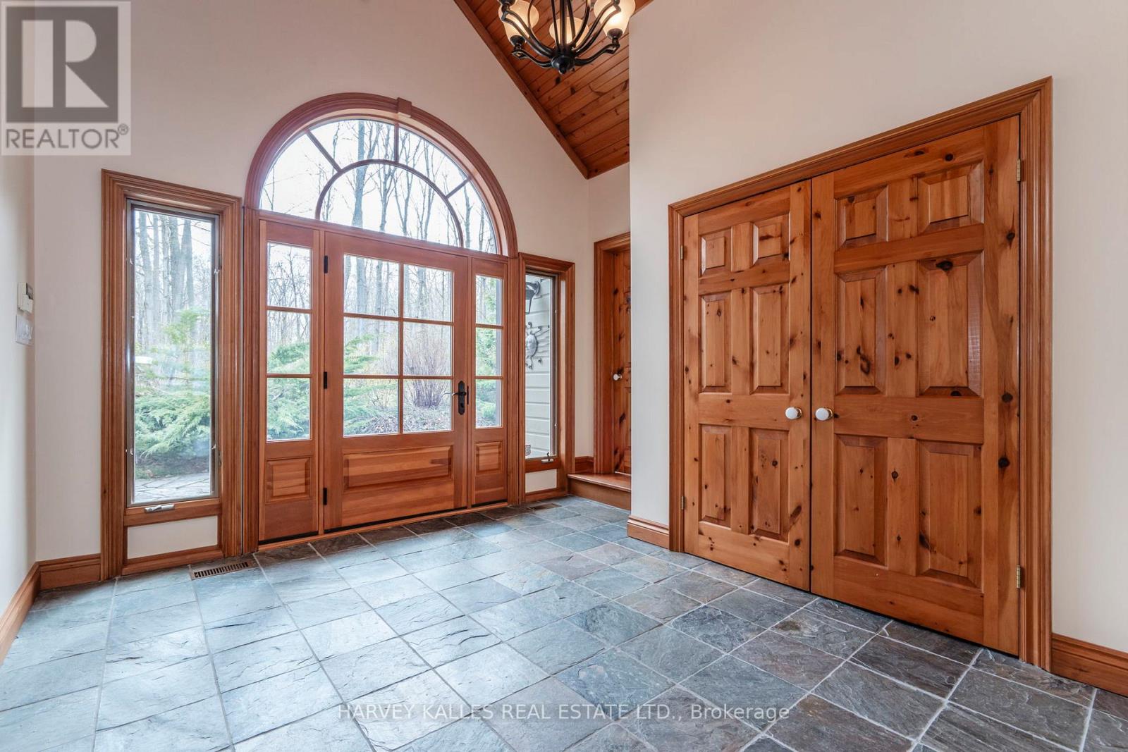 Detached at 20 NIPPISSING RIDGE ROAD, Tiny