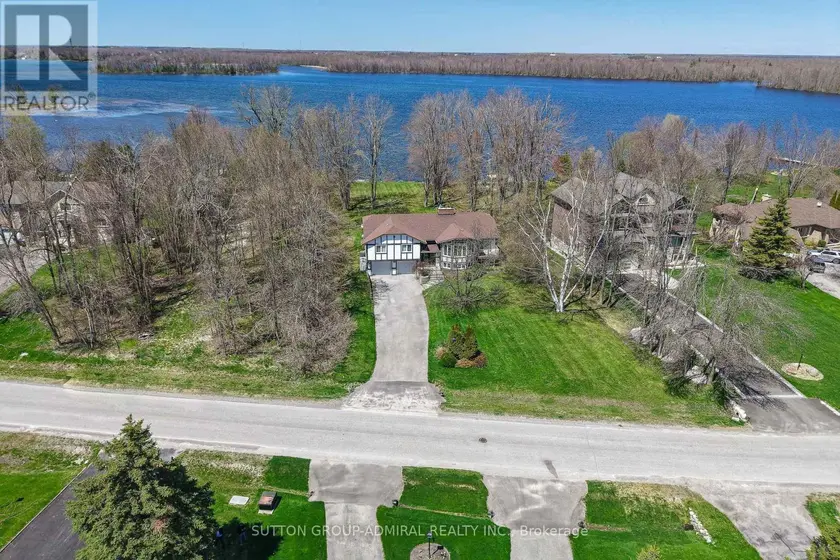 Detached at 182 BAYSHORE DRIVE, Ramara