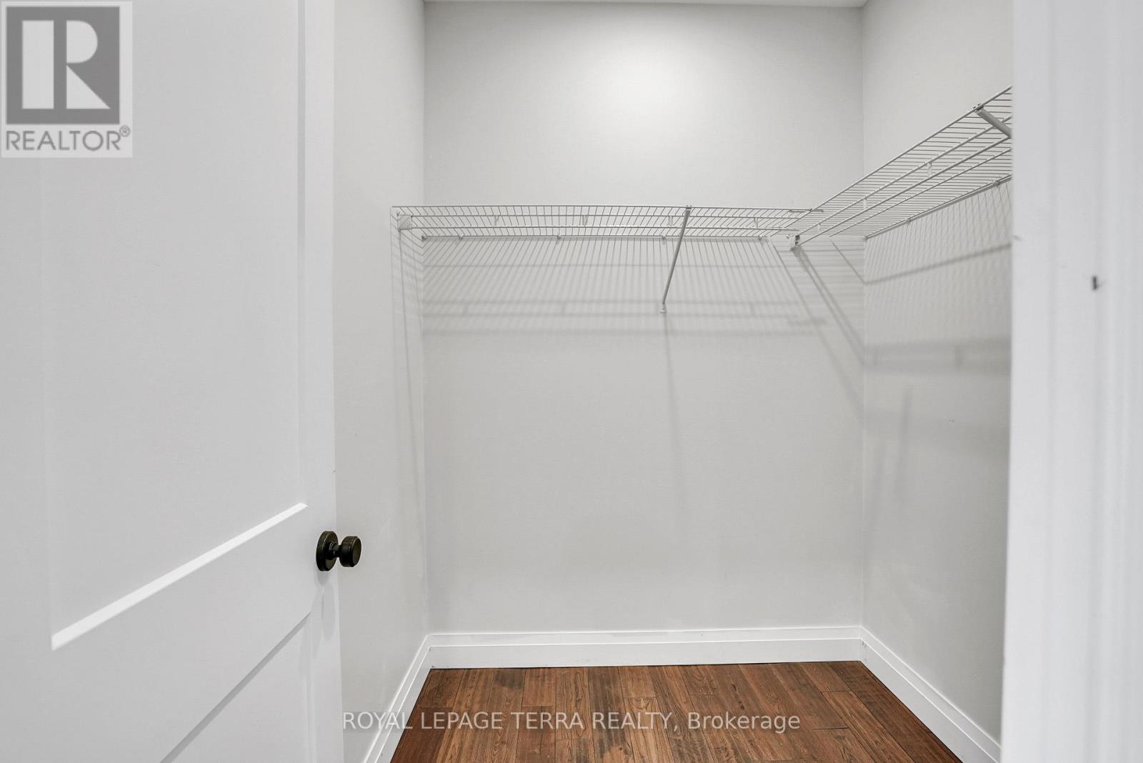 Detached at 30 BELLEHUMEUR ROAD, Tiny