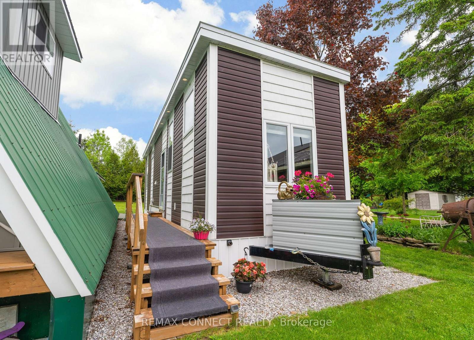 Detached at (1) - 4750 SIDE ROAD 5, Ramara