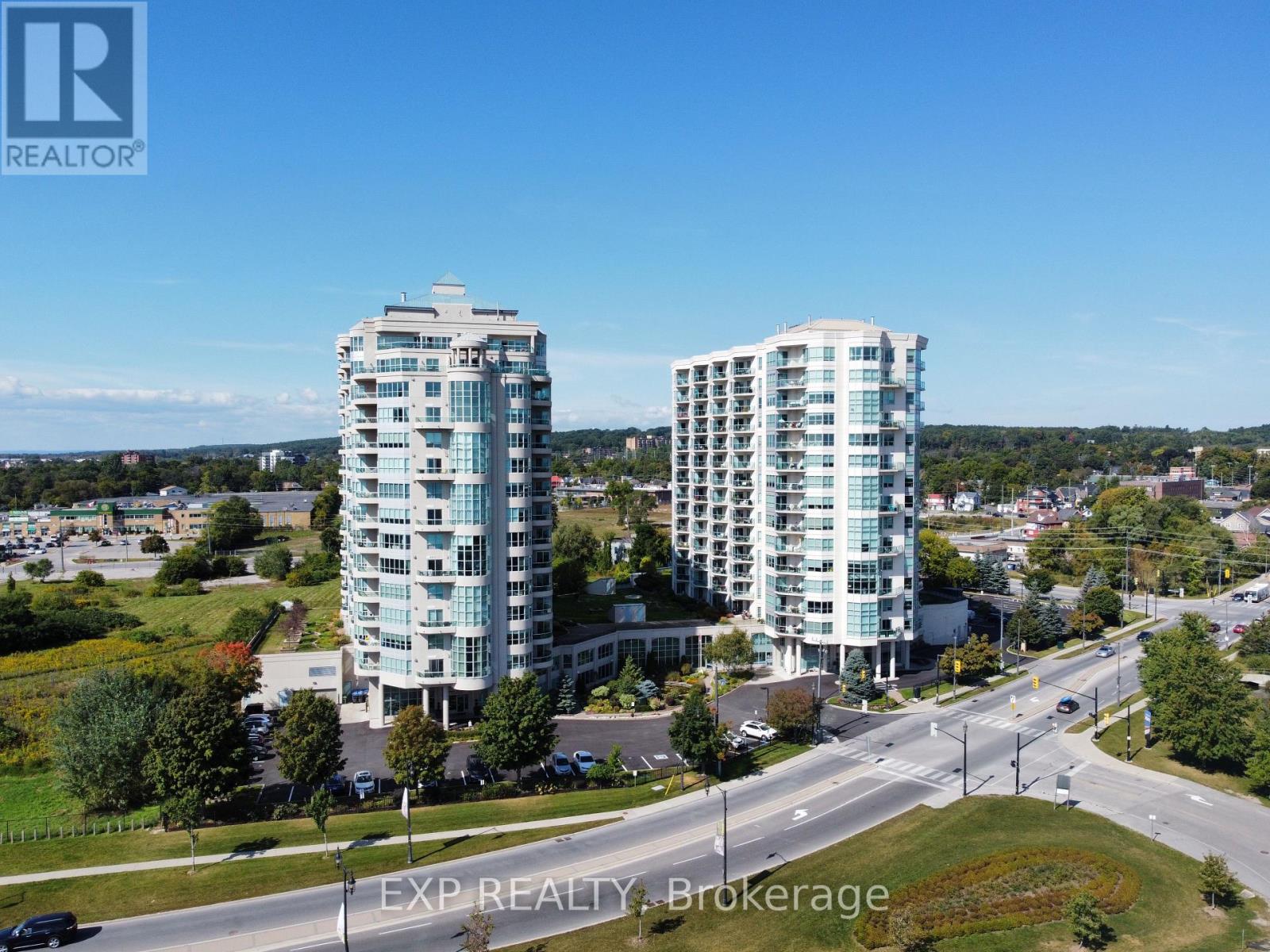 Apartment at 604 - 6 TORONTO STREET, Barrie (City Centre)