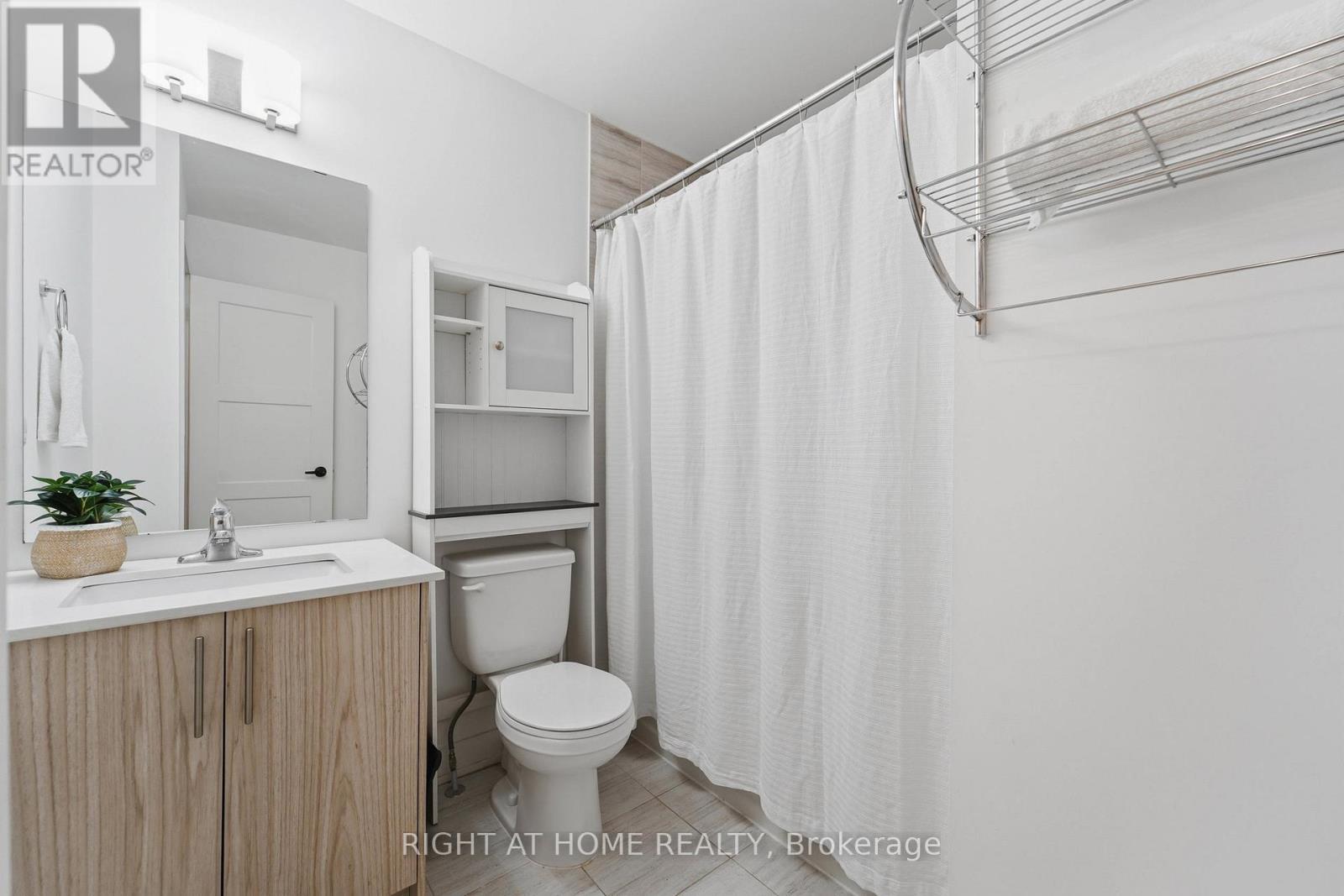 Townhouse at 50 HAY LANE, Barrie