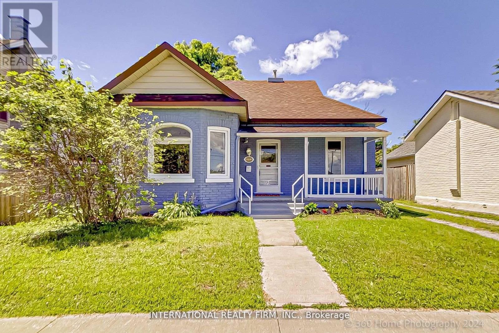 Detached at 304 INNISFIL STREET, Barrie (Allandale)