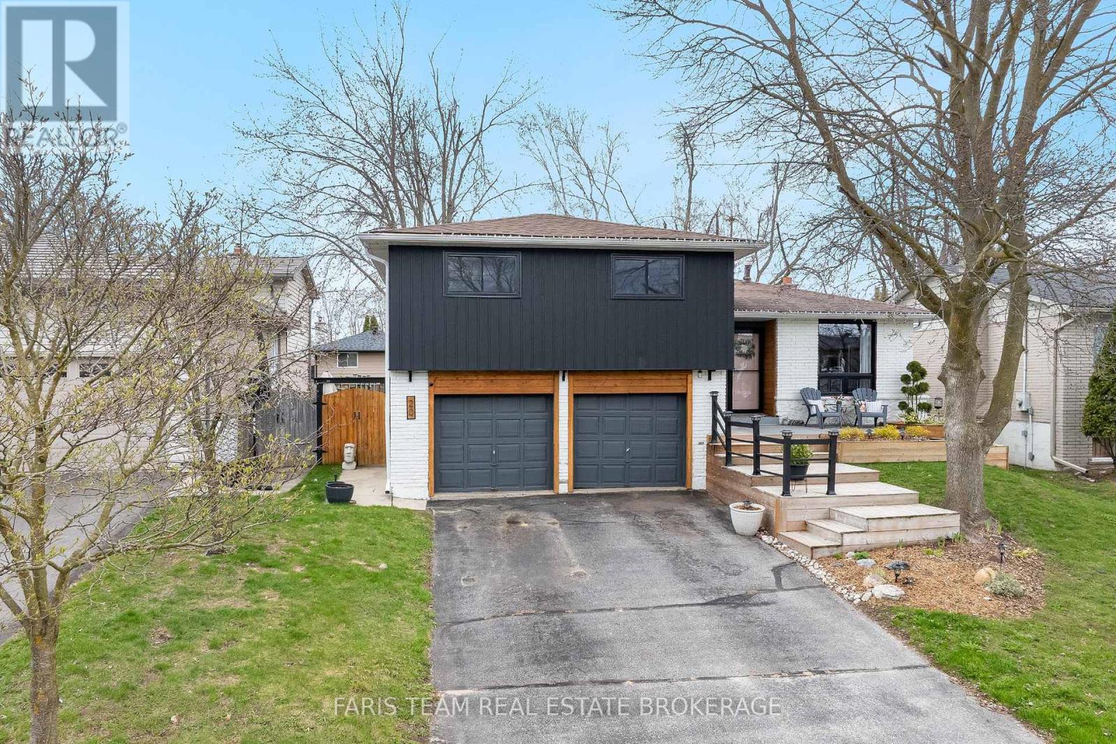 Detached at 20 CAROL ROAD, Barrie (Allandale Heights)