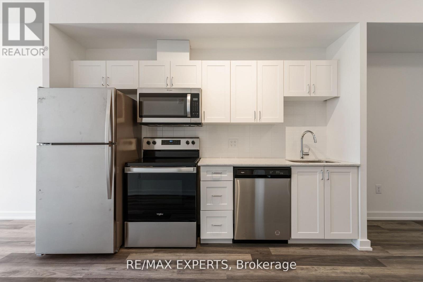 Apartment at 424 - 430 ESSA ROAD, Barrie (Holly)