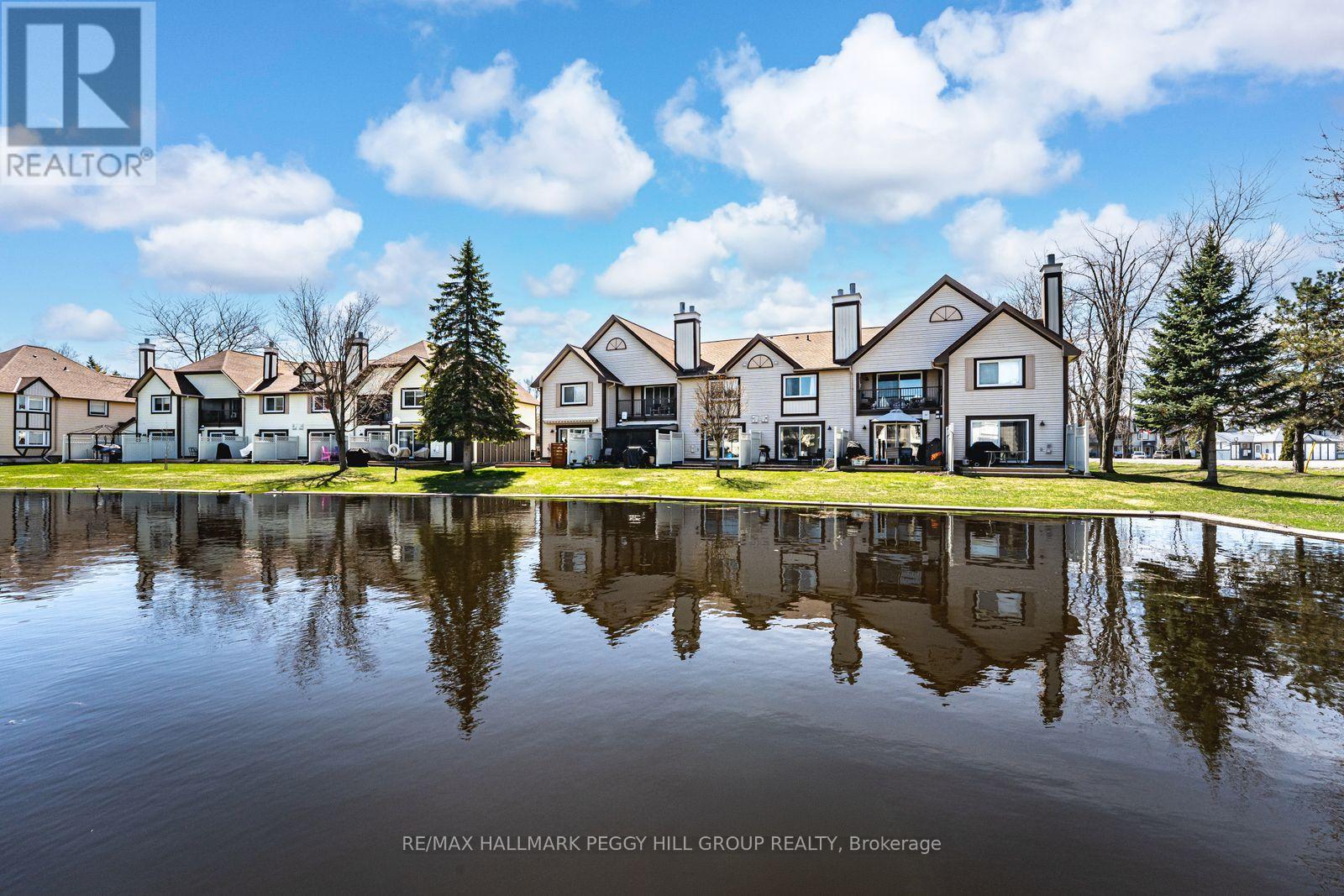 Townhouse at 4 - 11 LAGUNA PARKWAY, Ramara (Brechin)