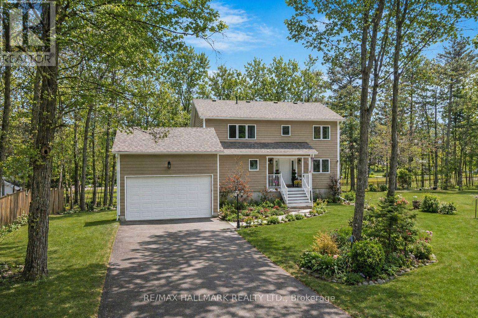 Detached at 10 MUSQUAKE COURT, Tiny