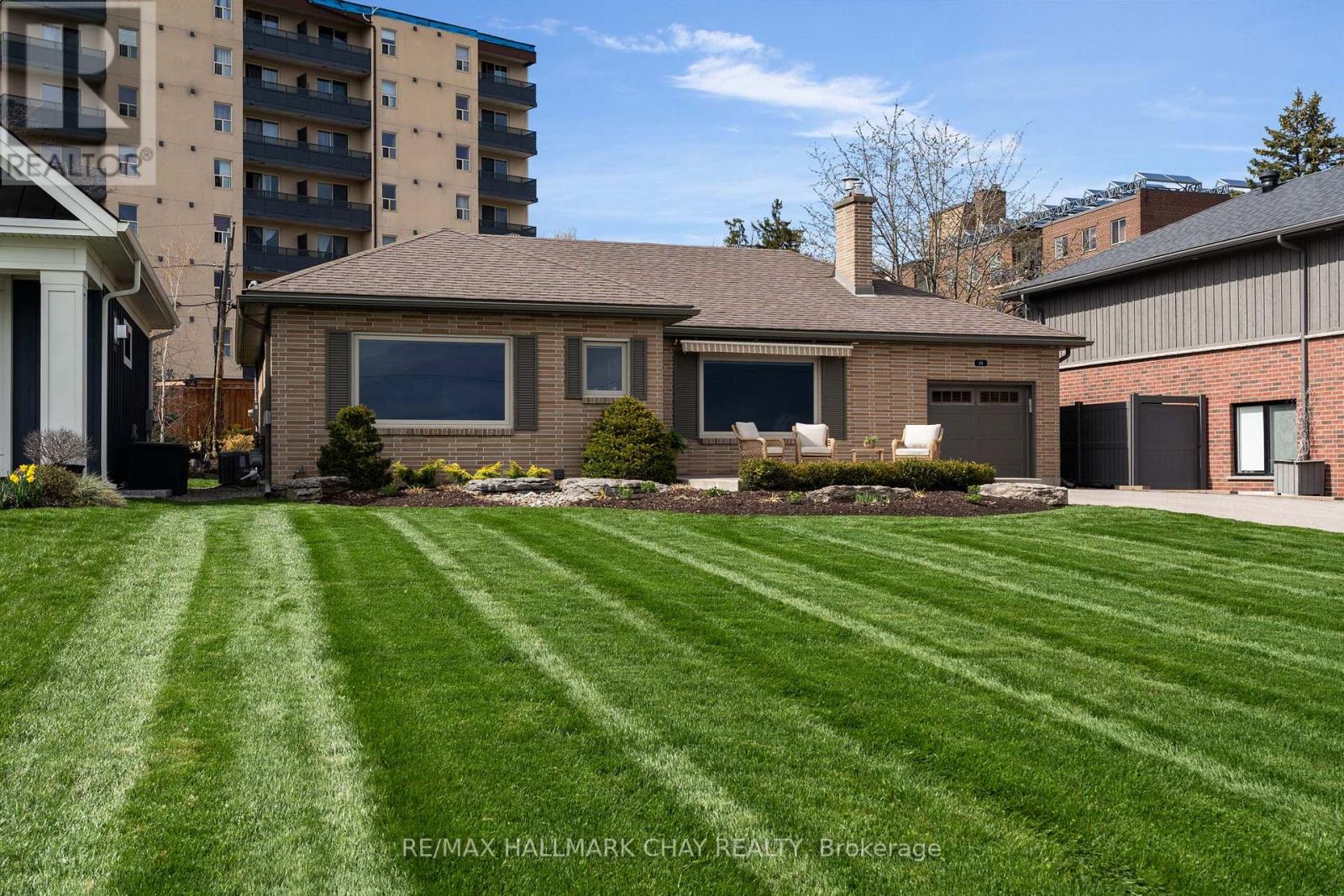Detached at 68 KEMPENFELT DRIVE, Barrie (North Shore)