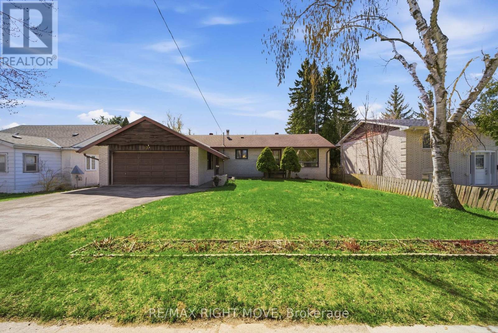 Detached at 23A GEORGE STREET, Orillia