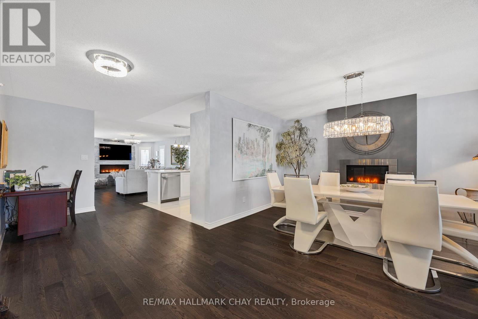 Detached at 17 SOPHIE LANE S, Ramara