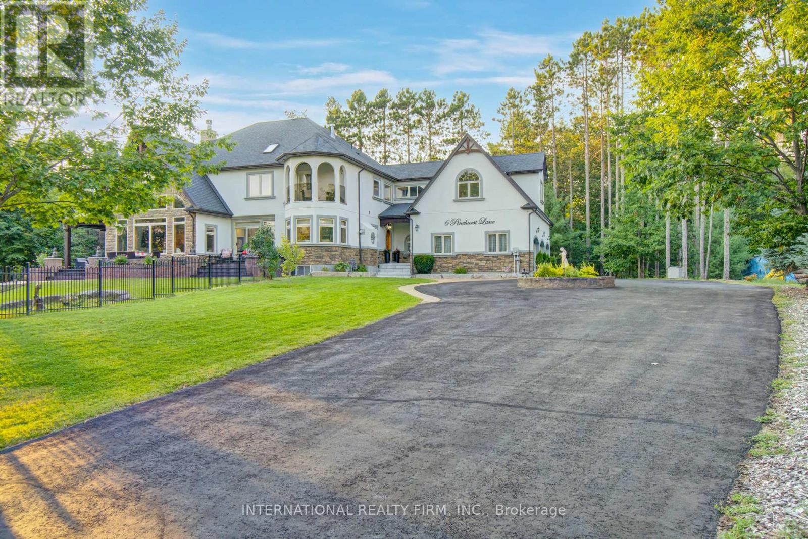 Detached at 6 PINEHURST LANE, Springwater (Anten Mills)