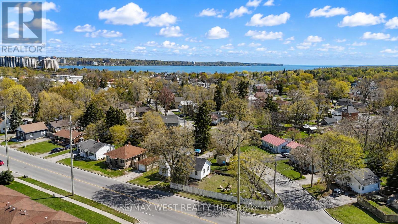Detached at 191 ANNE STREET S, Barrie (Allandale)