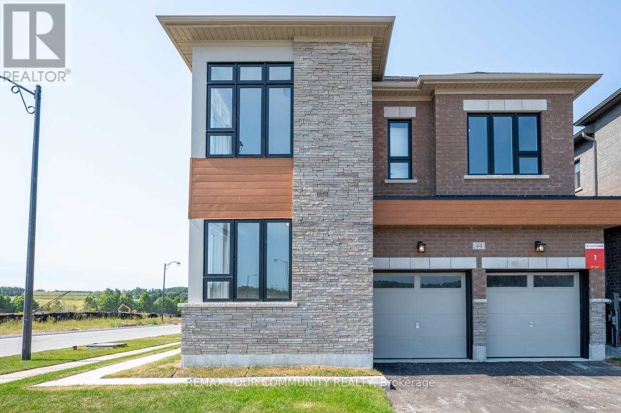 Detached at 49 PERIWINKLE ROAD, Springwater (Midhurst)