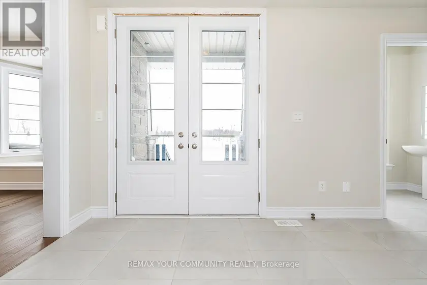 Detached at 115 BEARBERRY RD ROAD, Springwater (Midhurst)