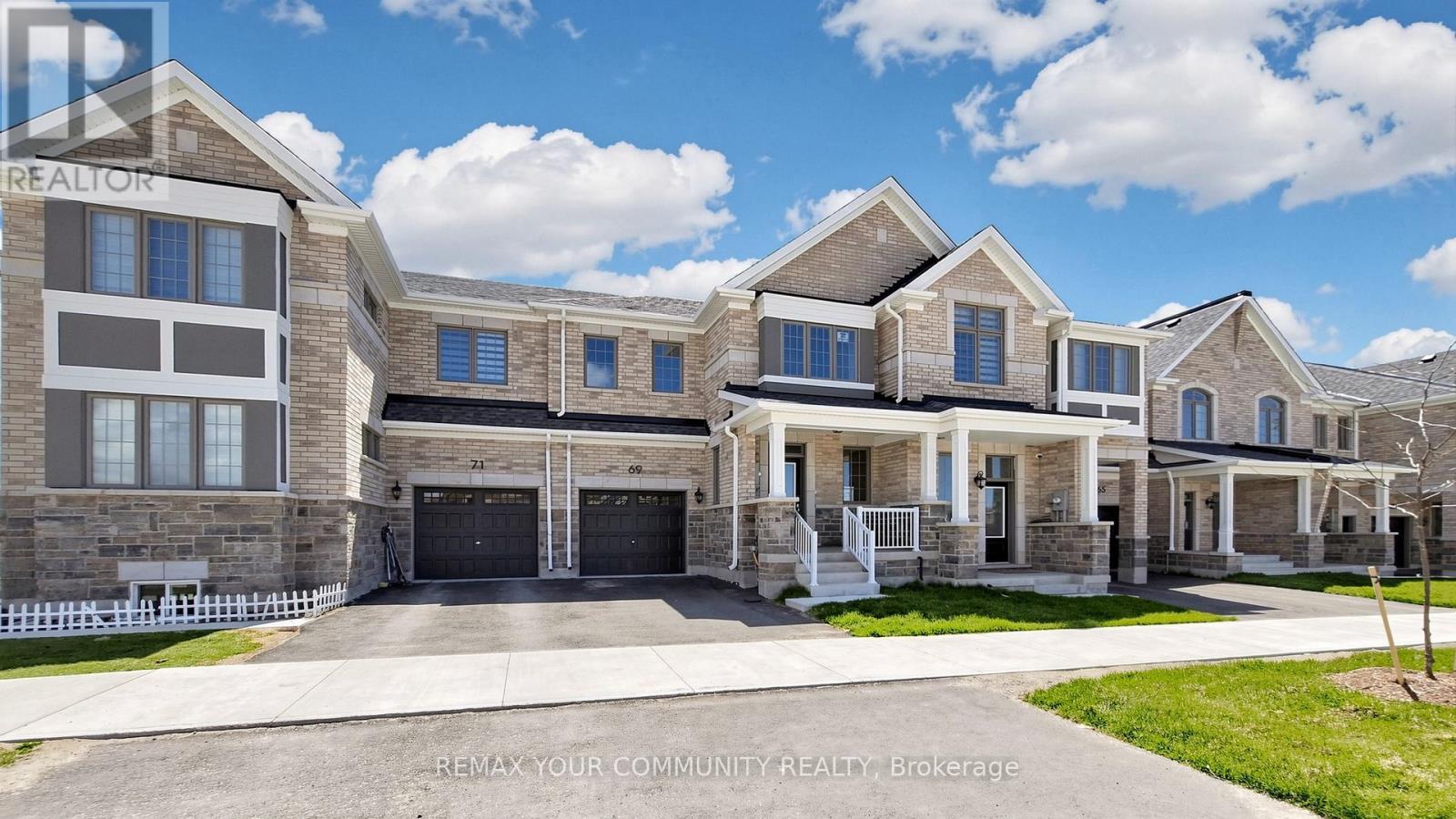 Townhouse at 69 LOWER STREET, Barrie