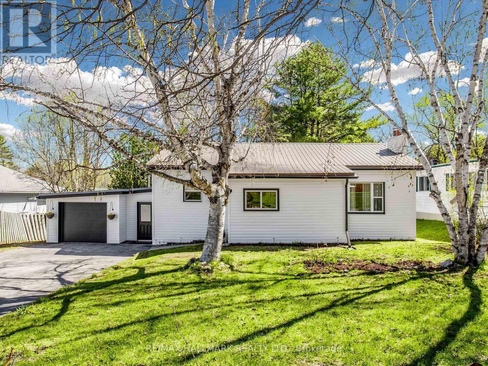 Detached at 19 LUDLOW STREET, Midland