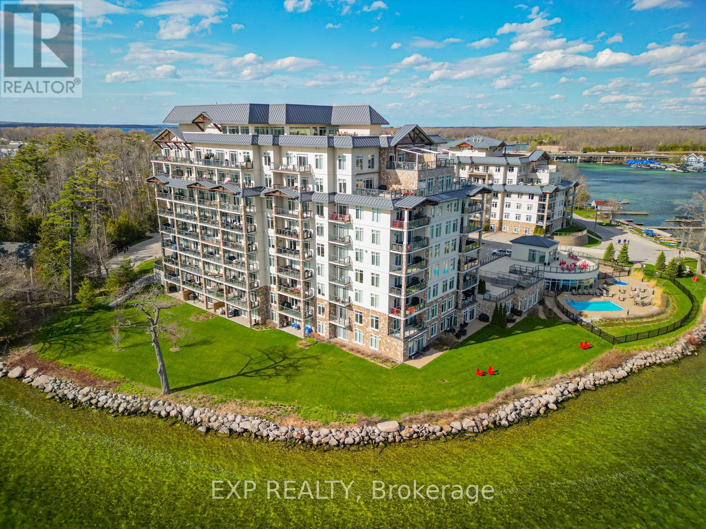 Apartment at 401 - 90 ORCHARD POINT ROAD, Orillia