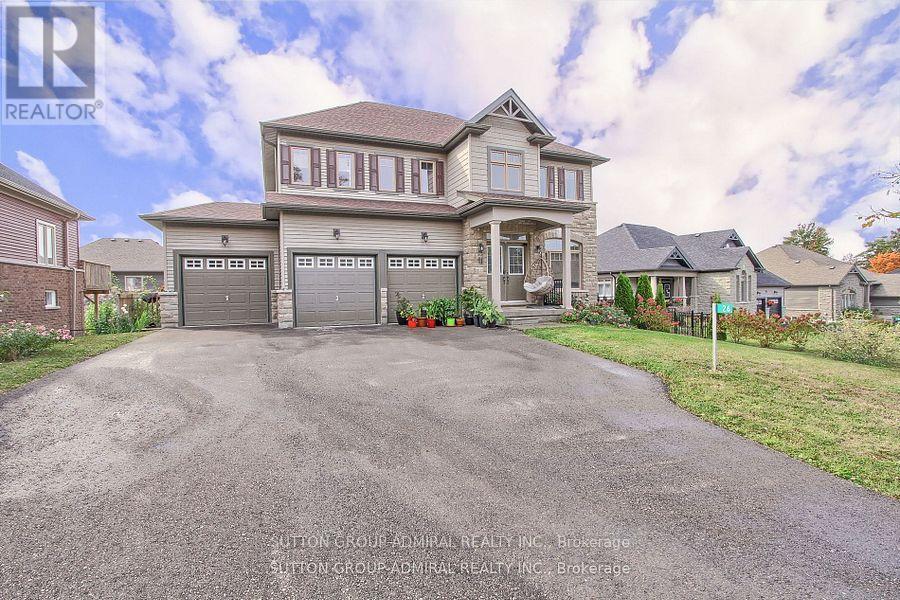 Detached at 26 OAKMONT AVENUE, Oro-Medonte (Horseshoe Valley)