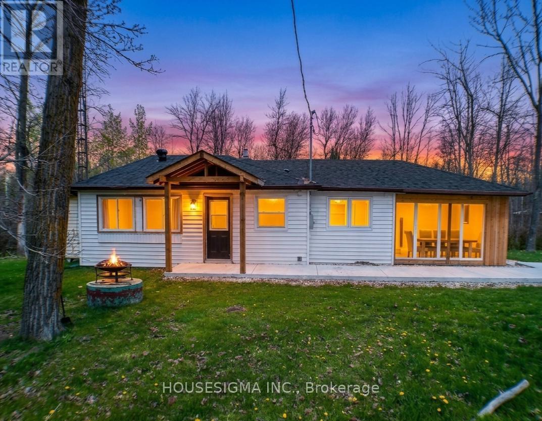 Detached at 8892 BEACHWOOD ROAD, Wasaga Beach
